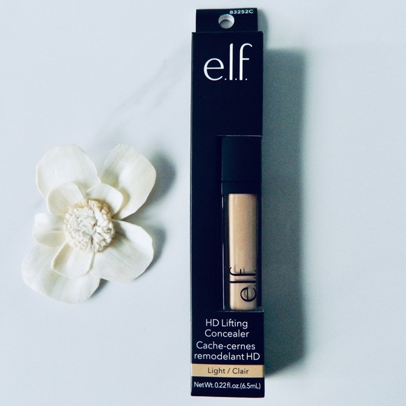 💥4/$20 New ELF HD Lifting Concealer in Light